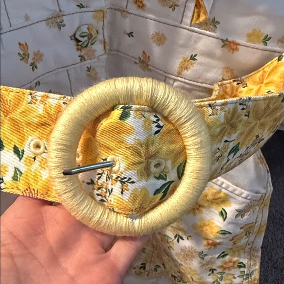 FARM Rio Yellow Floral Ruffle Belted Jumpsuit Romper - Picture 3 of 5